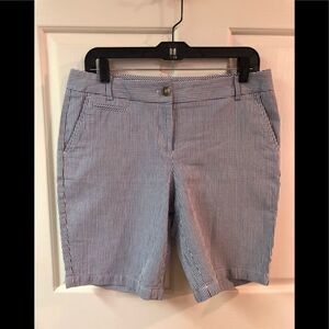 Talbots seersucker Bermuda shorts, spot above button